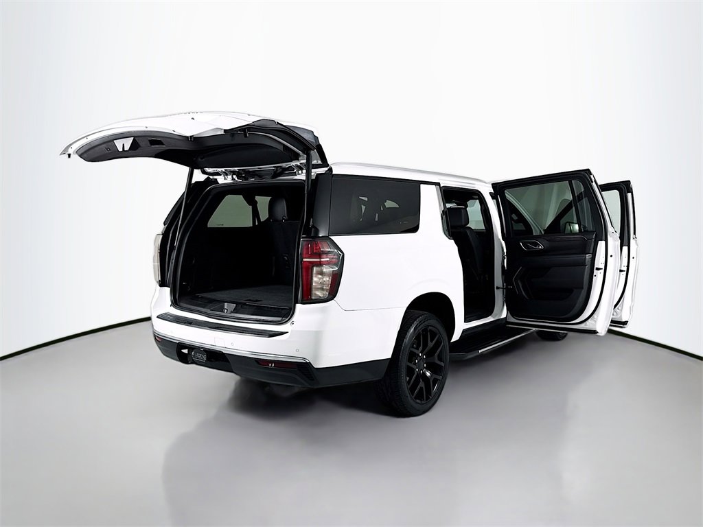 Used 2021 Chevrolet Suburban LT image 26