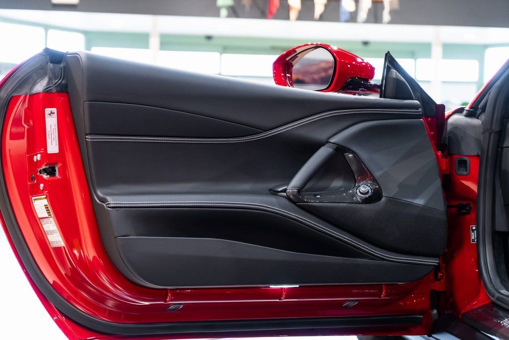 Certified 2022 Ferrari 812 GTS image 23