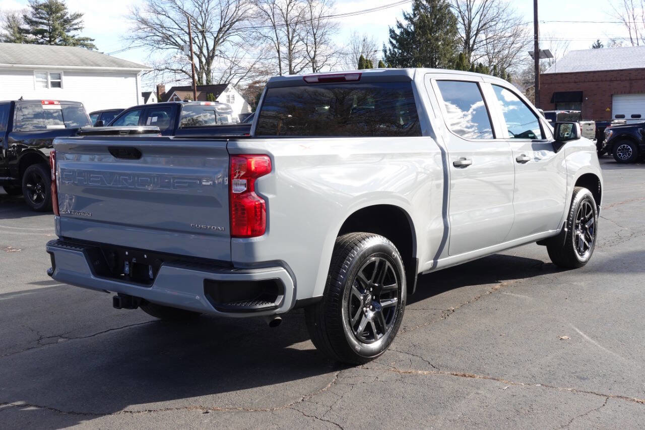 Used 2024 Chevrolet Silverado 1500 Custom AWD/4WD image 4