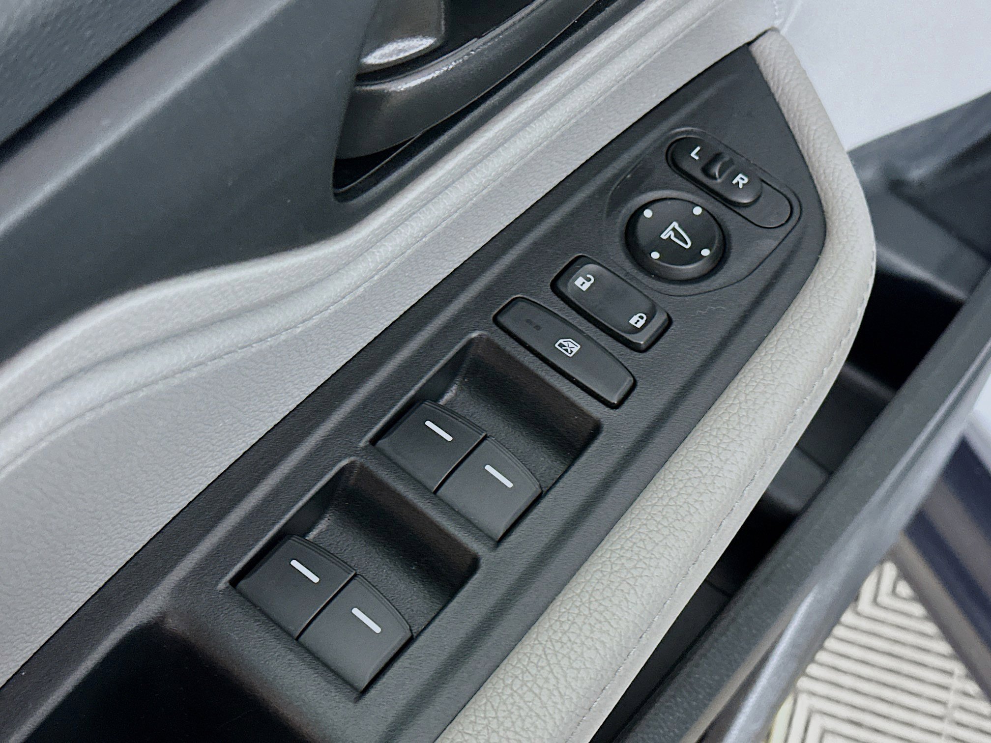 Certified 2024 Honda Odyssey EX-L image 16