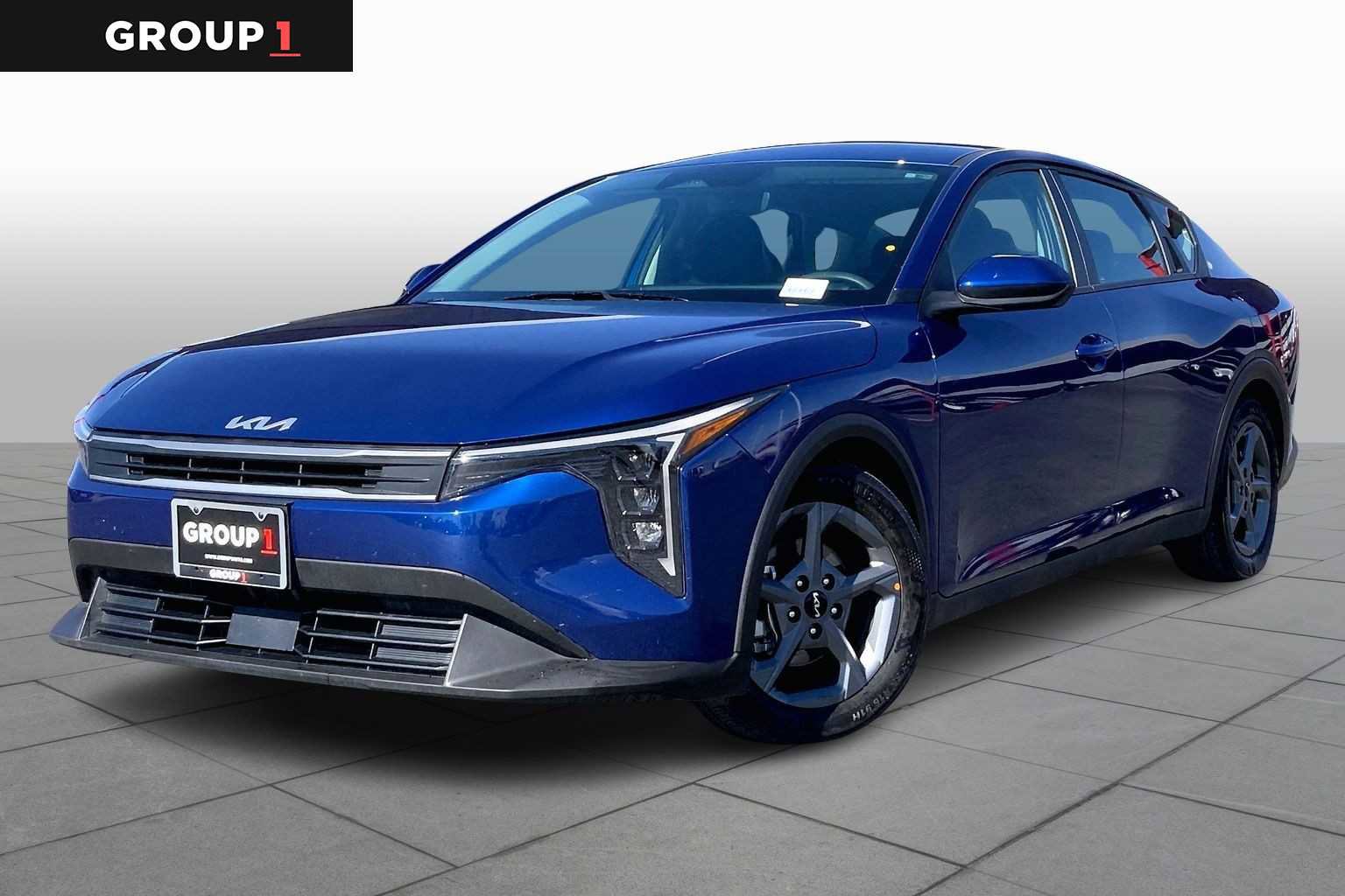 Used 2025 Kia K4 LXS image 1