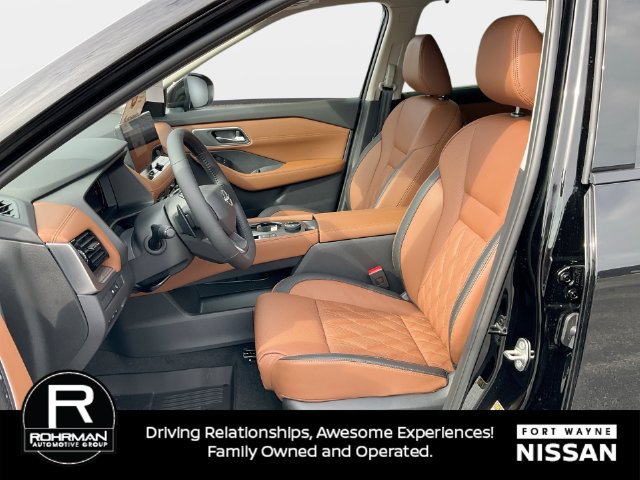 New 2026 Nissan Rogue Platinum AWD/4WD image 12