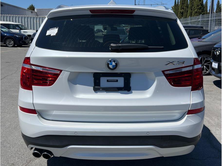 Used 2017 BMW X3 xDrive28i AWD/4WD image 4
