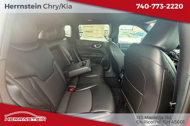 New 2026 Jeep Compass Latitude AWD/4WD image 25