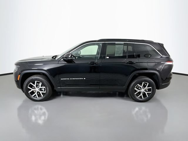 Used 2026 Jeep Grand Cherokee Limited AWD/4WD image 4