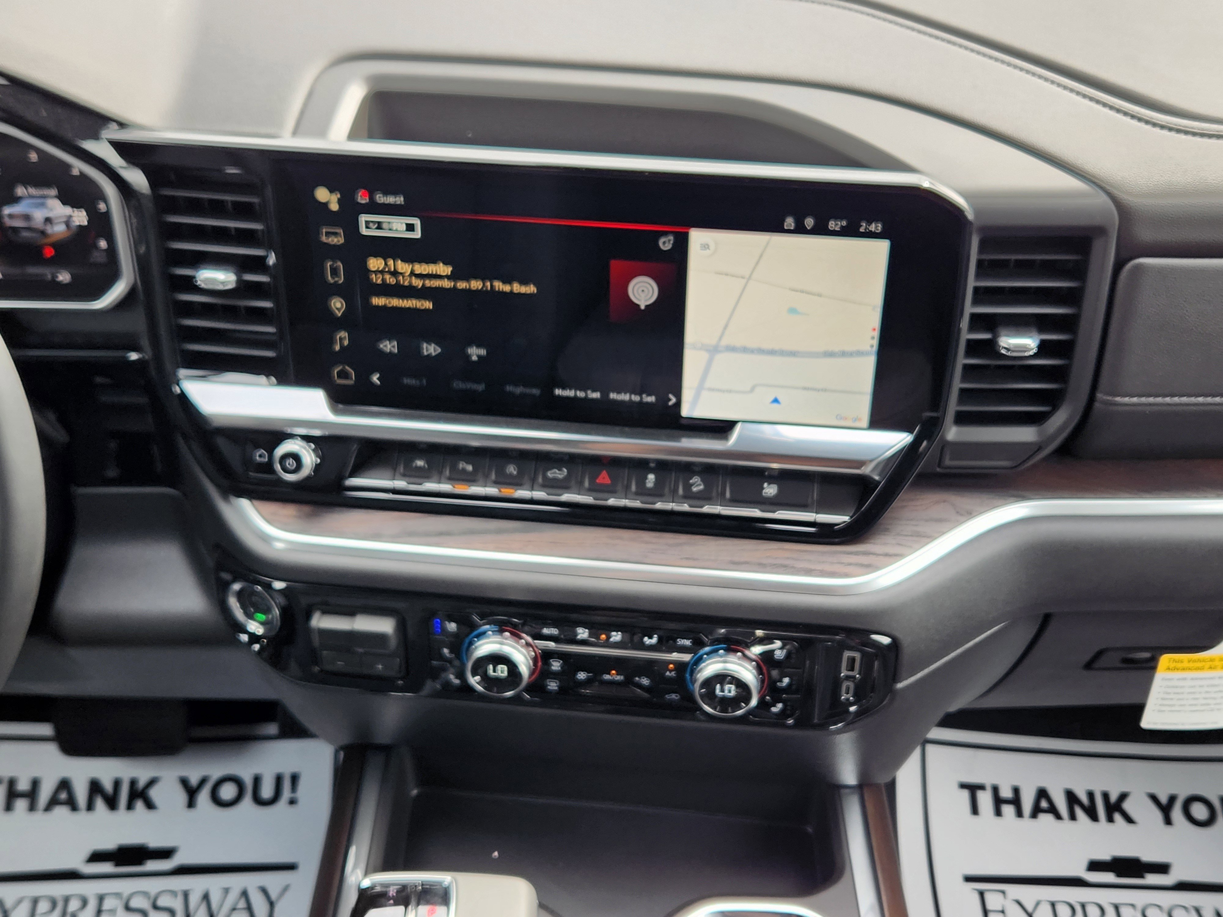 New 2026 GMC Sierra 1500 SLT image 12