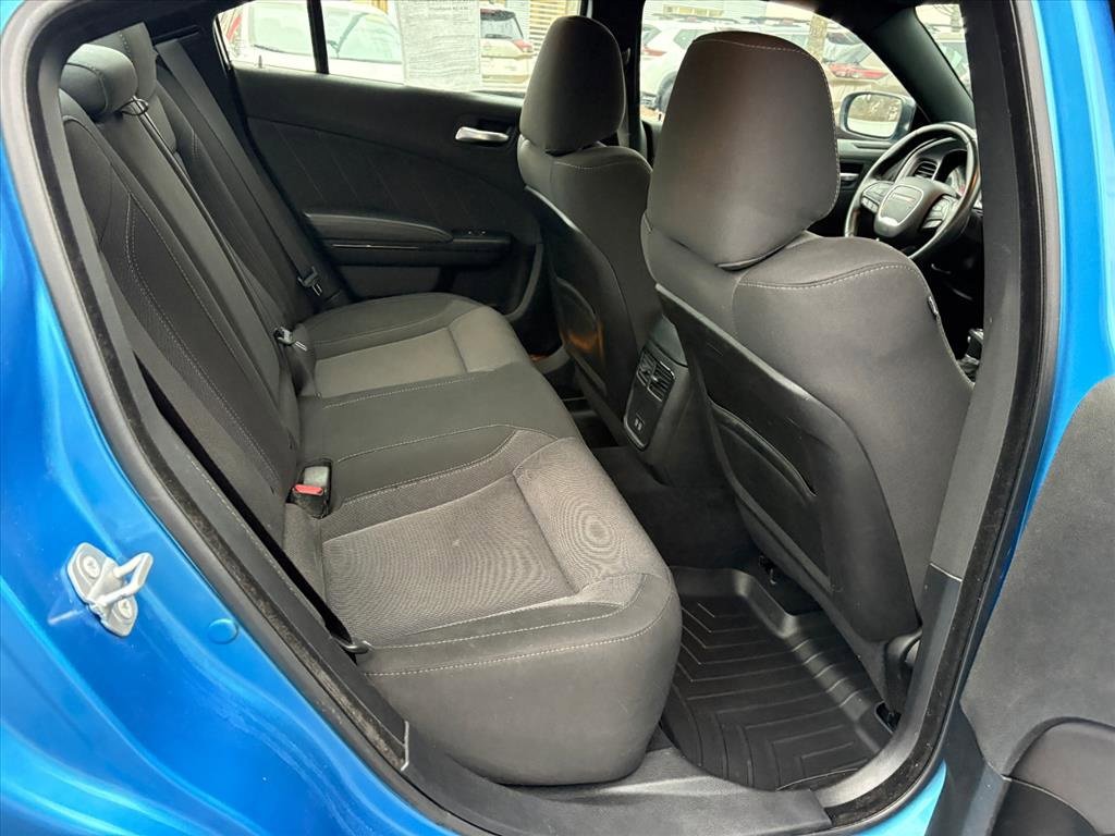 Used 2019 Dodge Charger SXT image 17