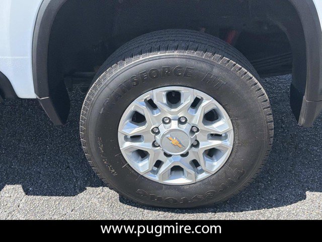 Used 2024 Chevrolet Silverado 2500 LT AWD/4WD image 19