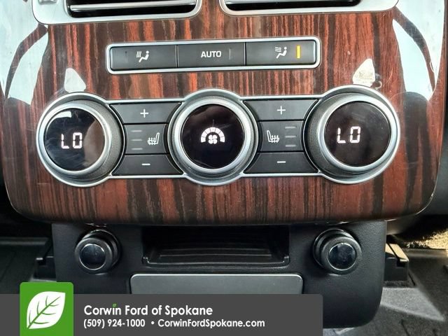 Used 2017 Land Rover Range Rover Supercharged AWD/4WD image 13