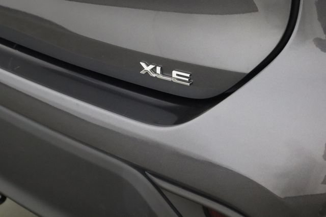 Used 2023 Toyota Highlander XLE FWD image 43