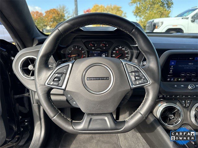 Used 2023 Chevrolet Camaro LT w/ Technology Package image 14