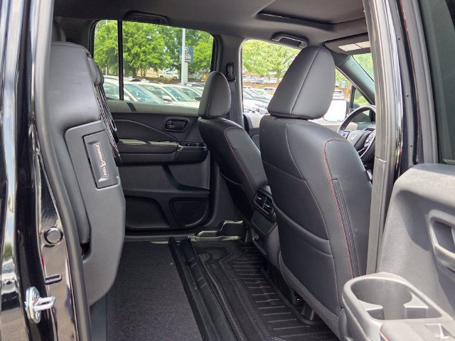 Used 2025 Honda Ridgeline TrailSport image 16