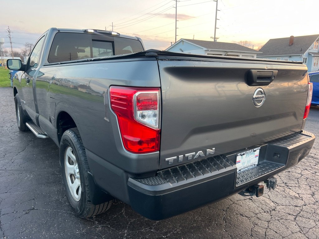 Used 2017 Nissan Titan S RWD image 5