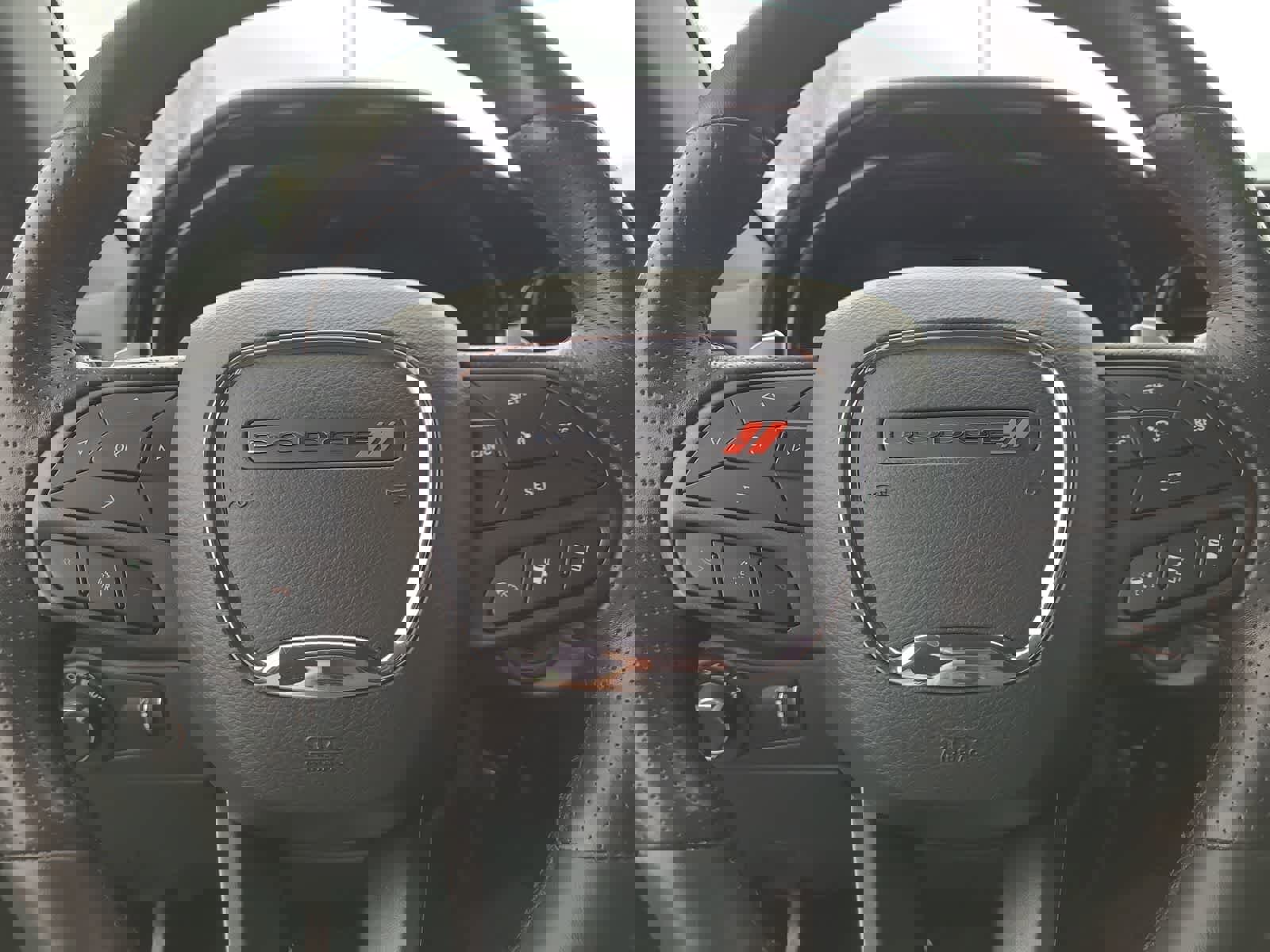 Used 2025 Dodge Durango GT image 23