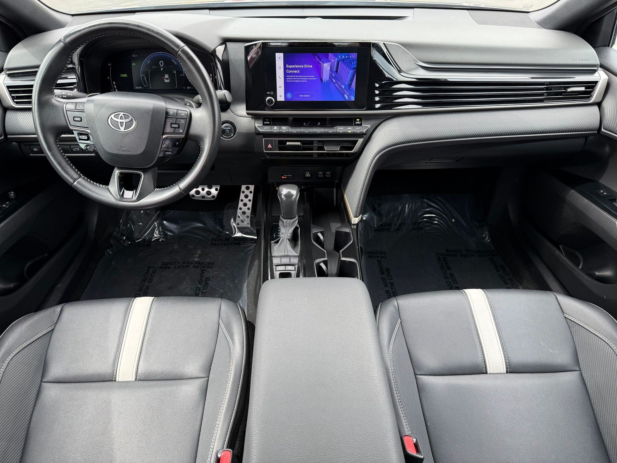 Used 2025 Toyota Camry SE FWD image 23