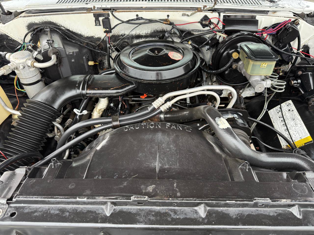 Used 1987 GMC Suburban 4WD image 38