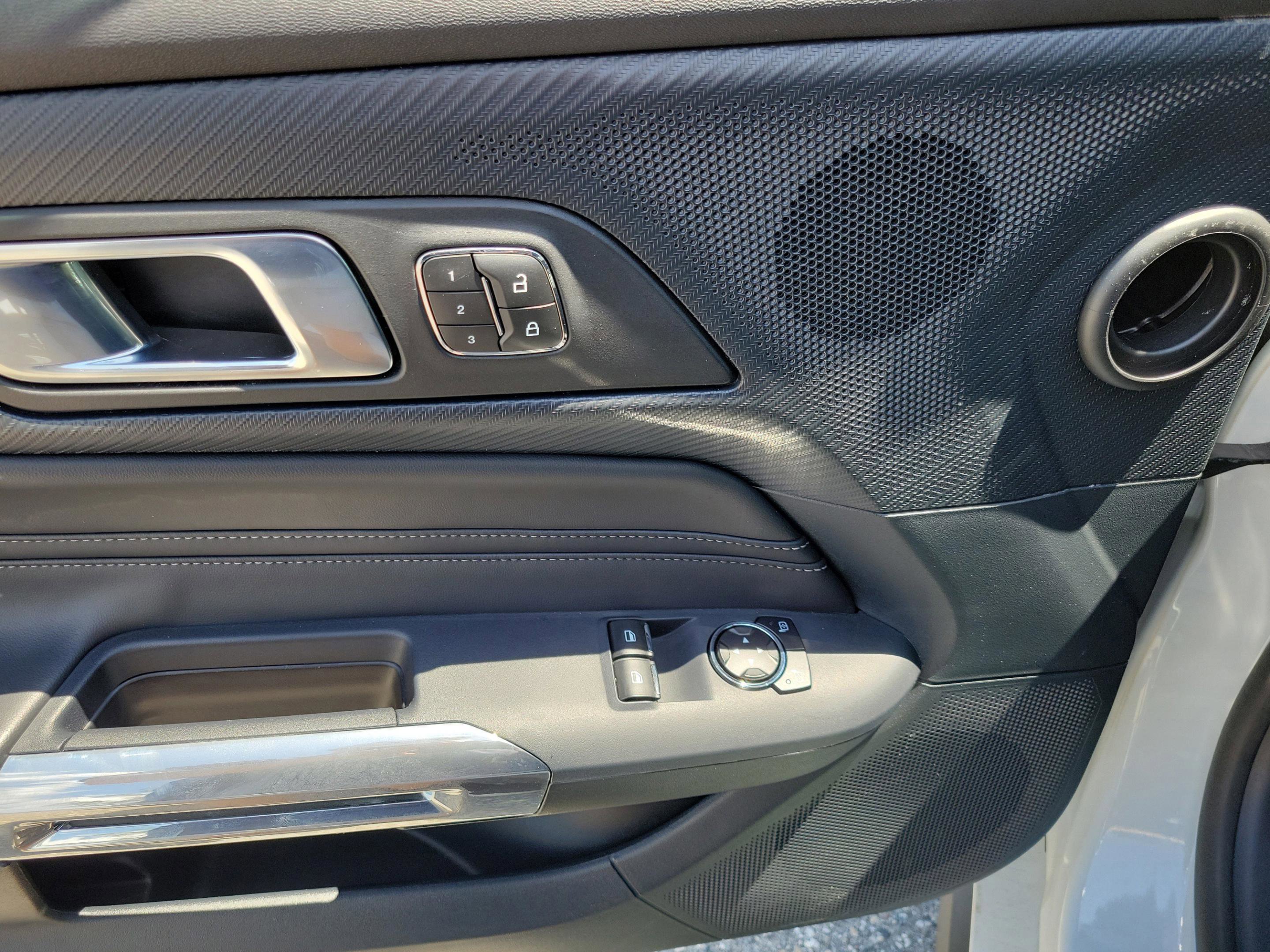 Used 2024 Ford Mustang GT Premium image 18