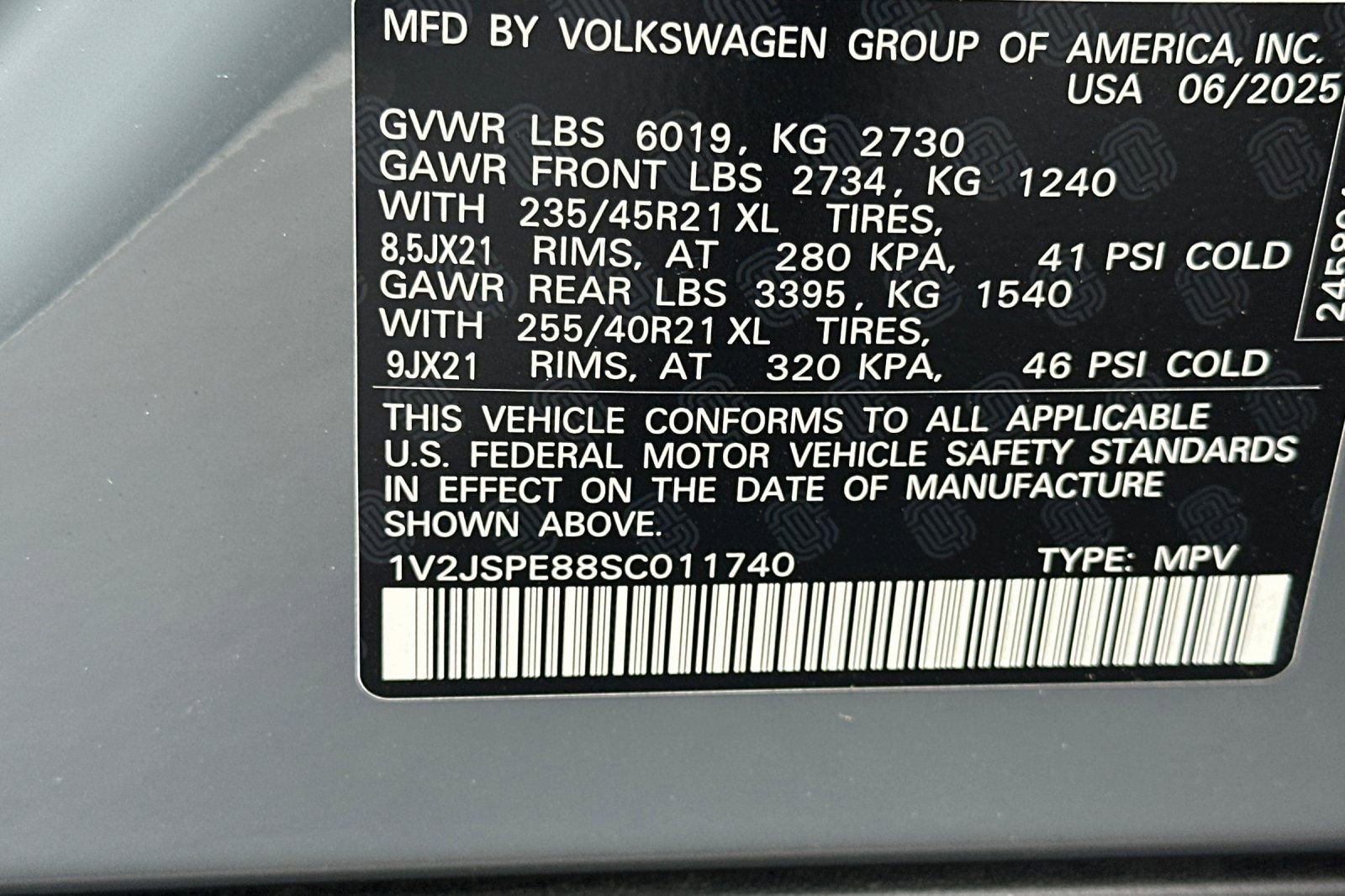 New 2025 Volkswagen ID.4 Pro S Plus AWD/4WD image 24