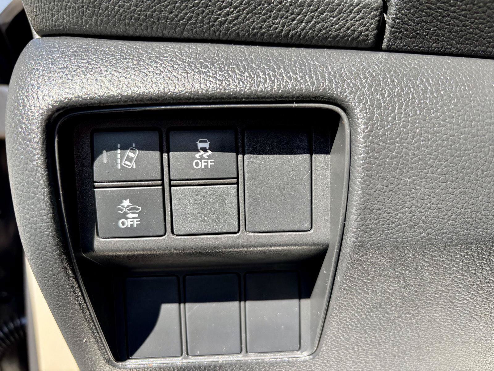 Used 2017 Honda CR-V EX image 5