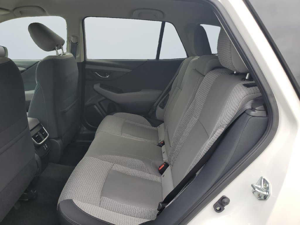 Certified 2025 Subaru Outback Premium AWD/4WD image 13