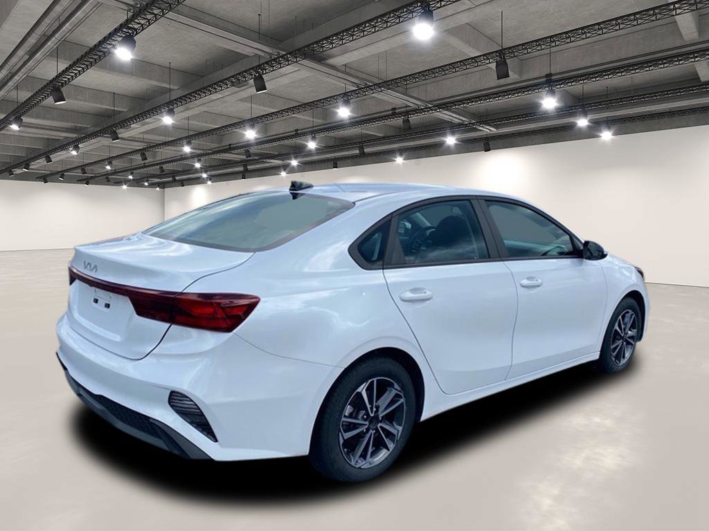 Certified 2023 Kia Forte LXS image 8