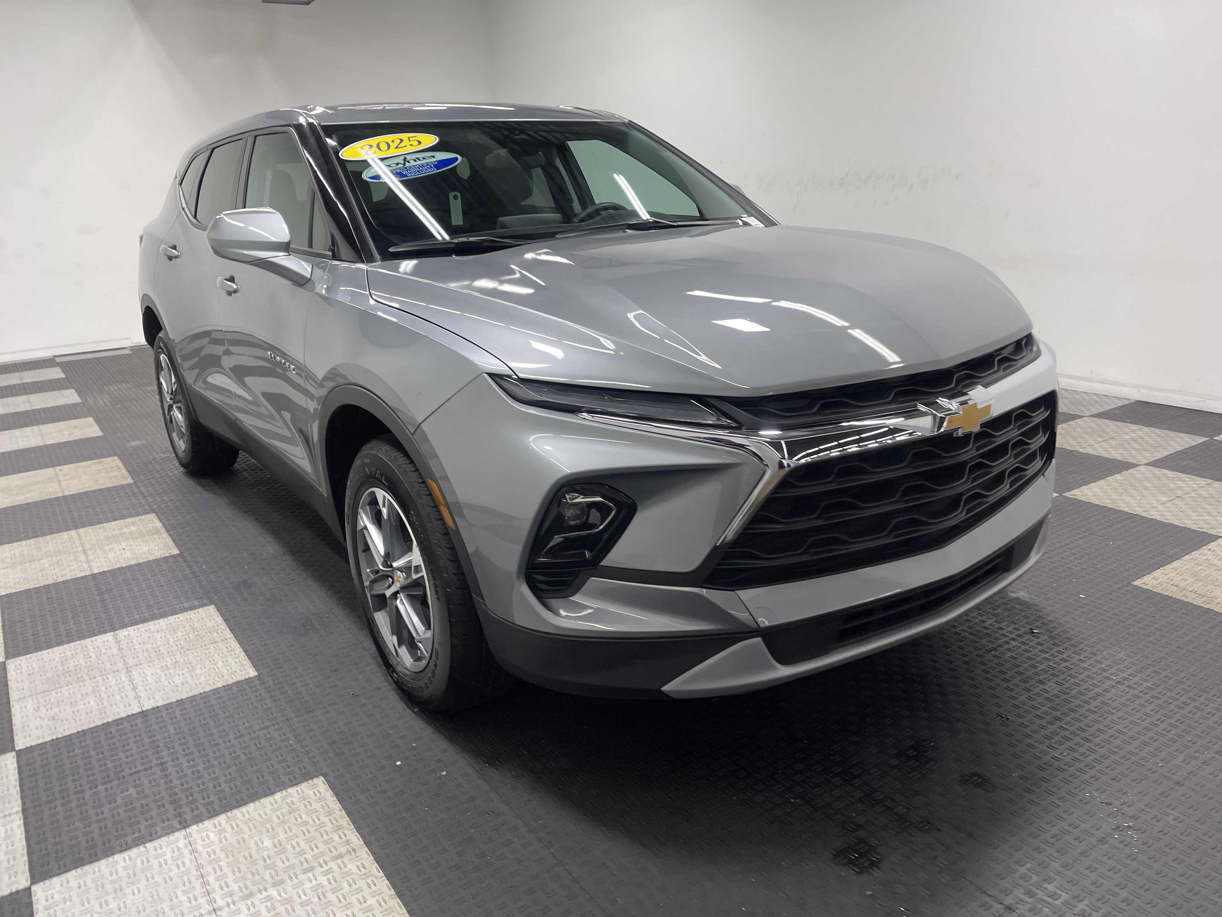 Used 2025 Chevrolet Blazer LT AWD/4WD image 6