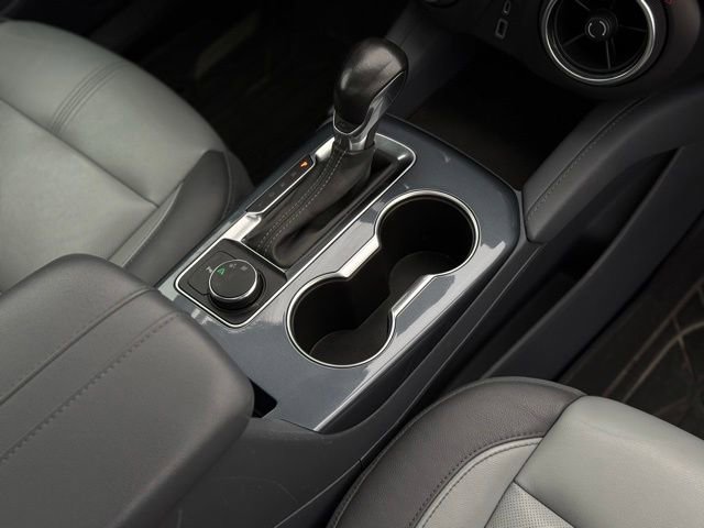 Used 2020 Chevrolet Blazer LT w/ Sound & Technology Package FWD image 30