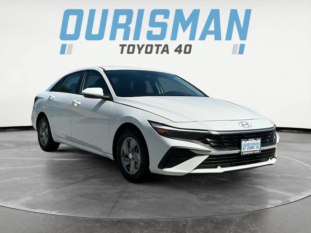 Used 2026 Hyundai Elantra SE