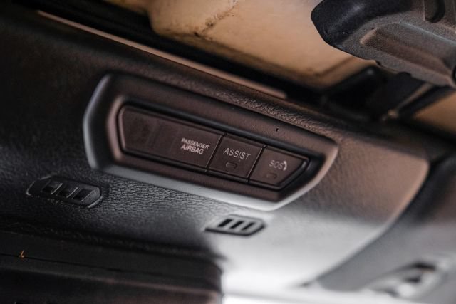 Used 2020 Jeep Gladiator Overland AWD/4WD image 85