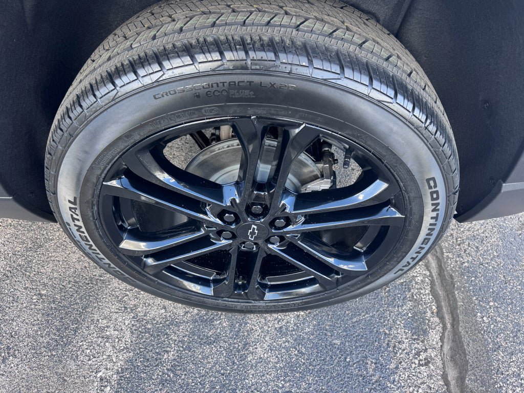 New 2026 Chevrolet Traverse LT w/ Enhanced Driving Package AWD/4WD image 9
