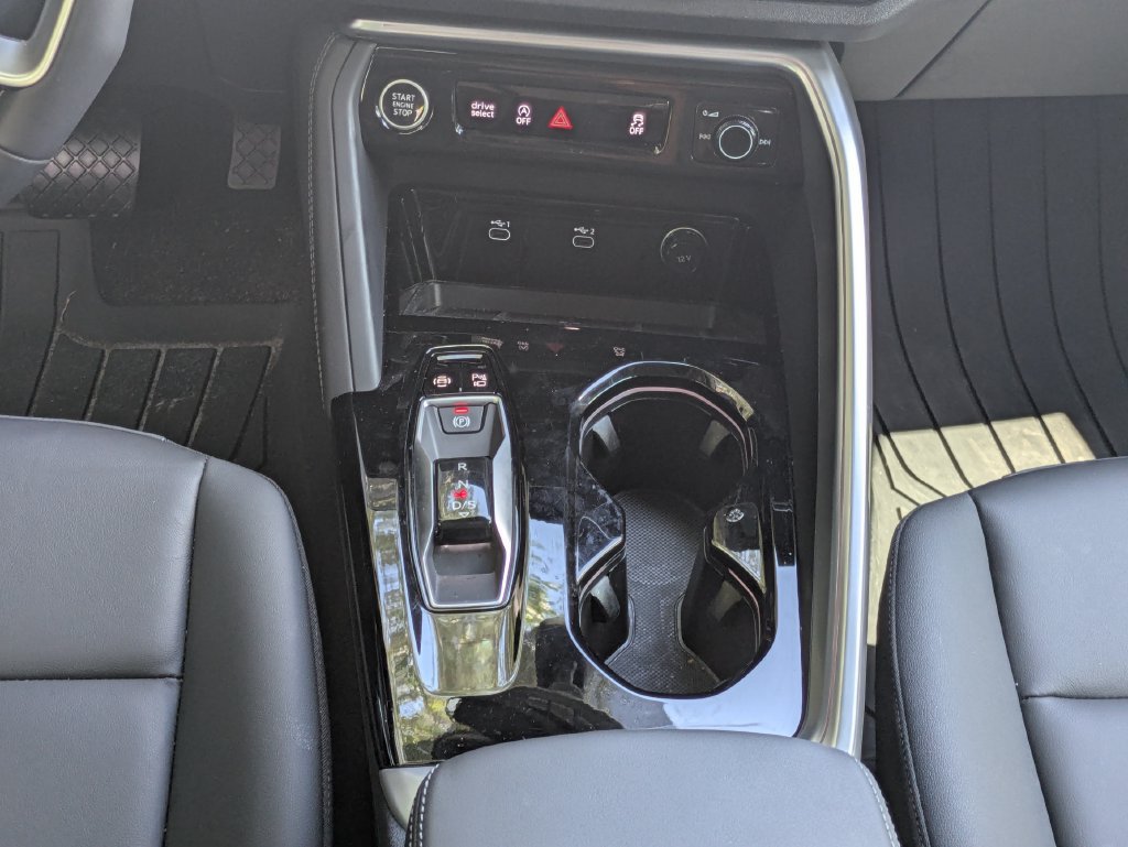 Used 2025 Audi Q5 Premium Plus AWD/4WD image 27