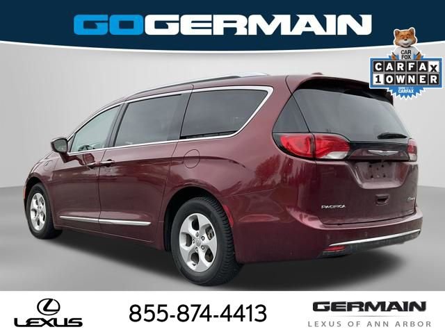 Used 2018 Chrysler Pacifica Touring-L FWD image 5