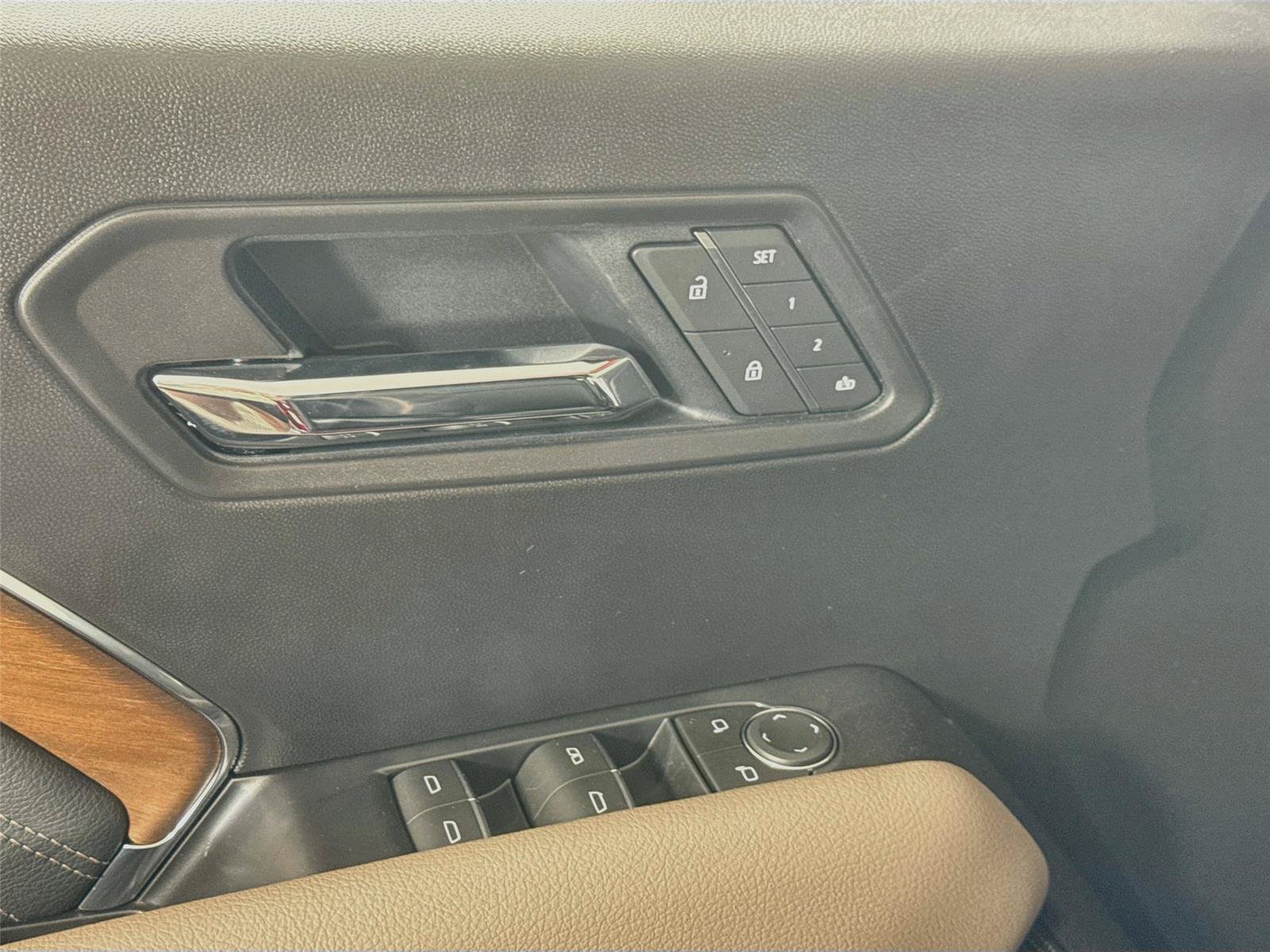 New 2026 GMC Canyon Denali AWD/4WD image 12