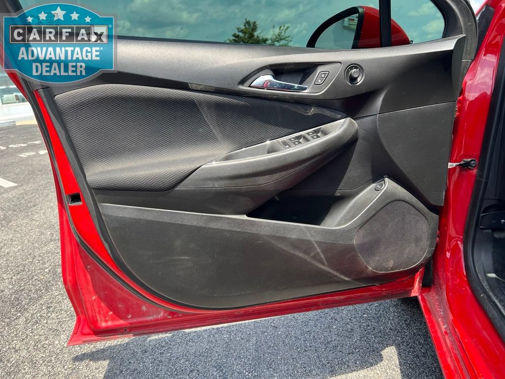 Used 2017 Chevrolet Cruze LS FWD image 8