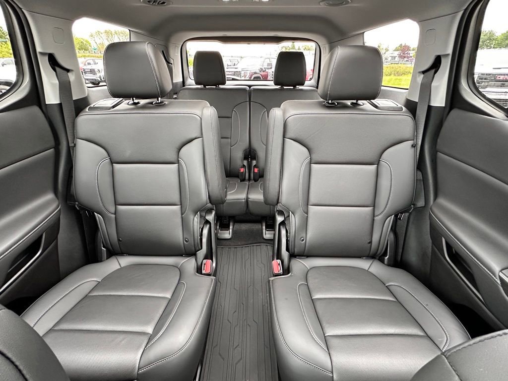 Used 2022 GMC Acadia SLT AWD/4WD image 28