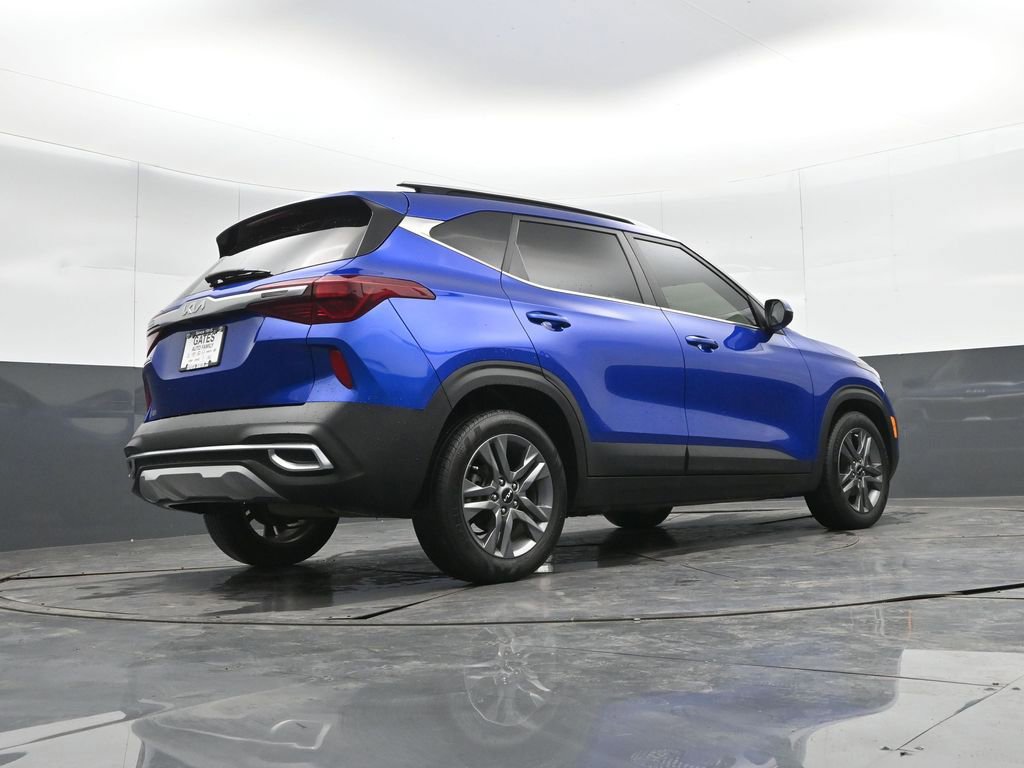 Used 2023 Kia Seltos S w/ Navigation Package image 32