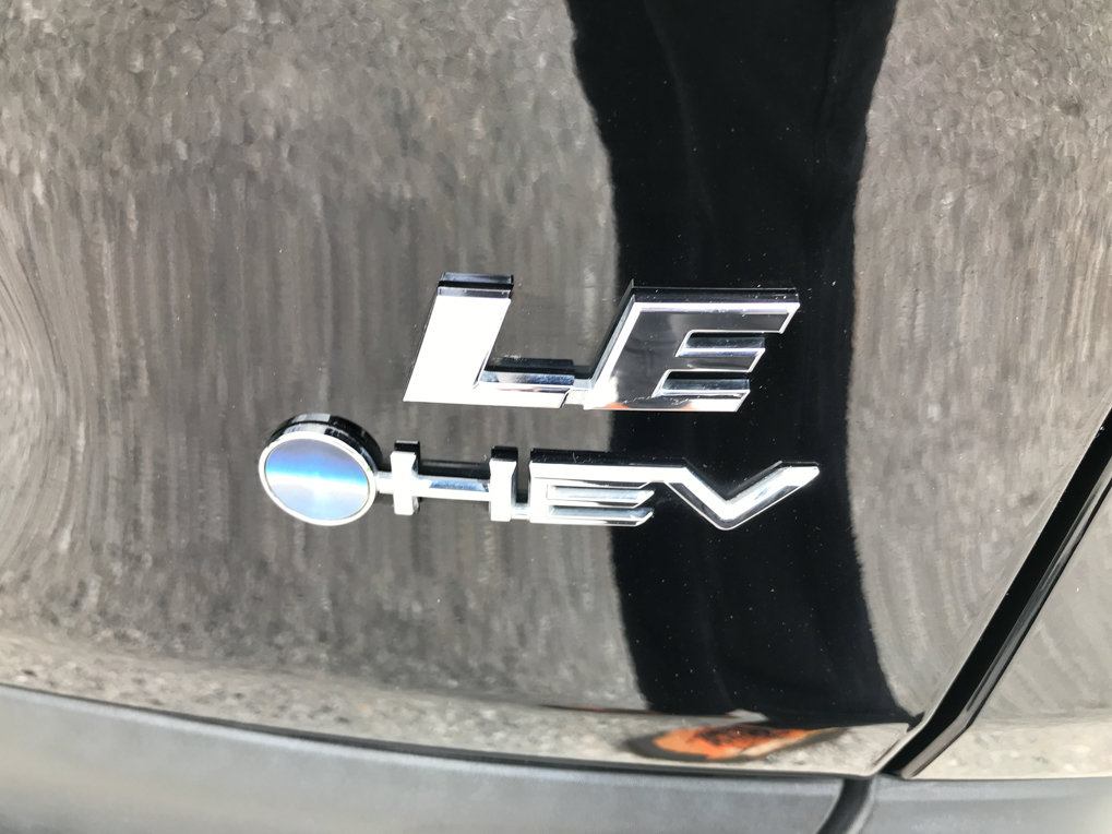 Certified 2025 Toyota RAV4 LE AWD/4WD image 10