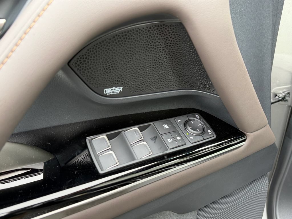 New 2026 Lexus LX 600 4WD w/ Luxury Package image 14