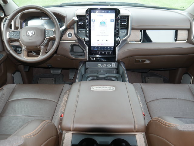 Used 2025 RAM 3500 Longhorn RWD image 9
