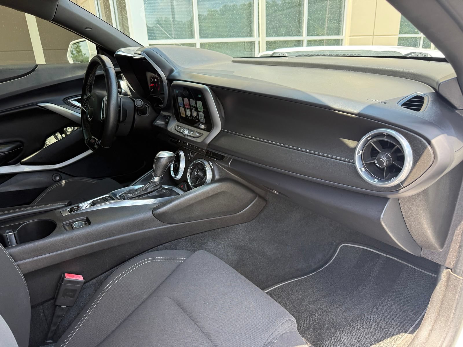 Used 2016 Chevrolet Camaro SS RWD image 19