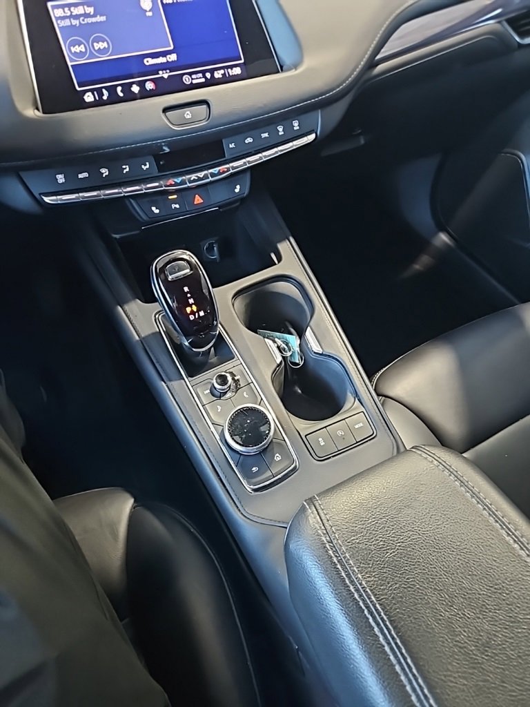 Used 2023 Cadillac XT4 Luxury image 32