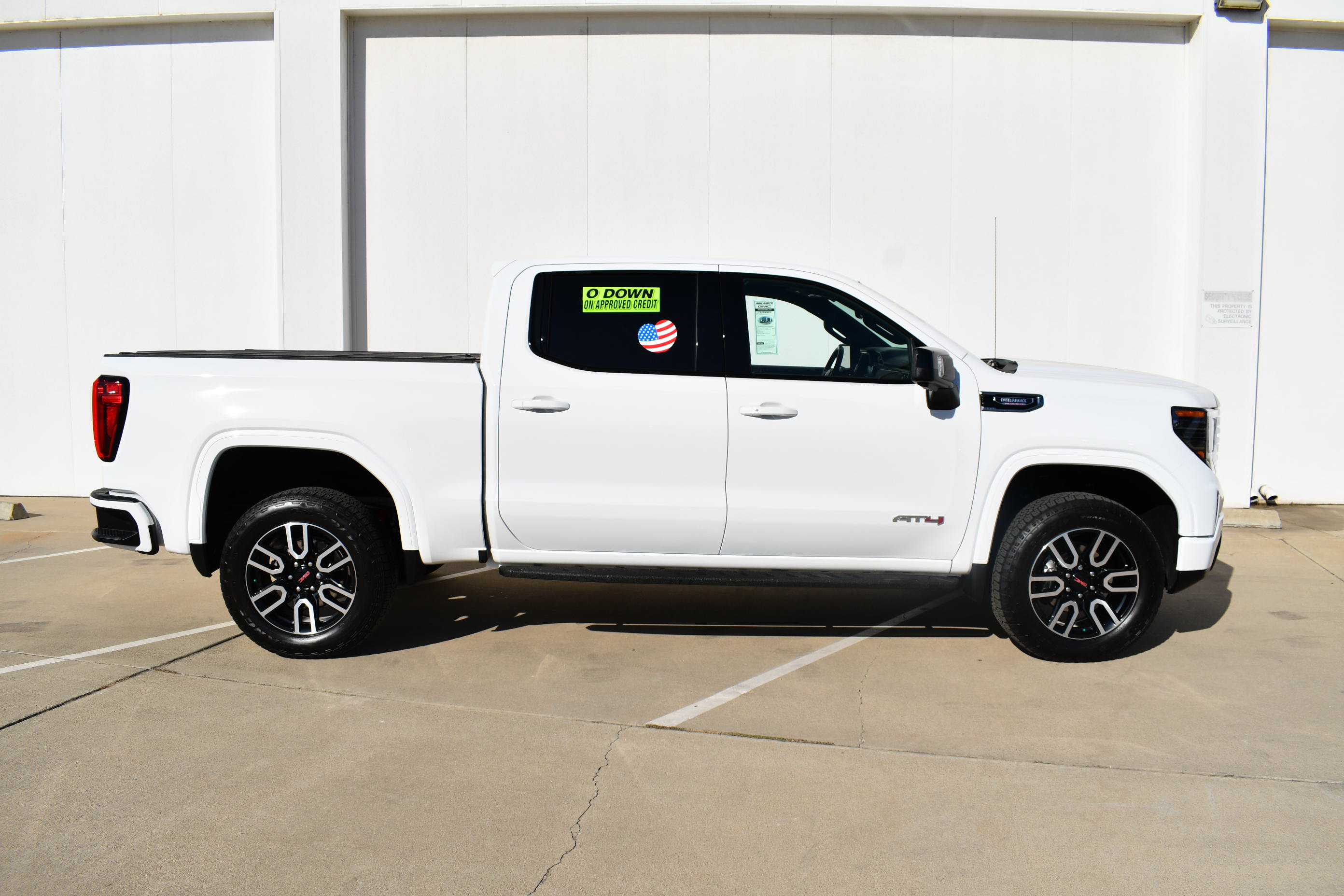 Used 2026 GMC Sierra 1500 AT4 w/ AT4 Premium Package AWD/4WD image 5
