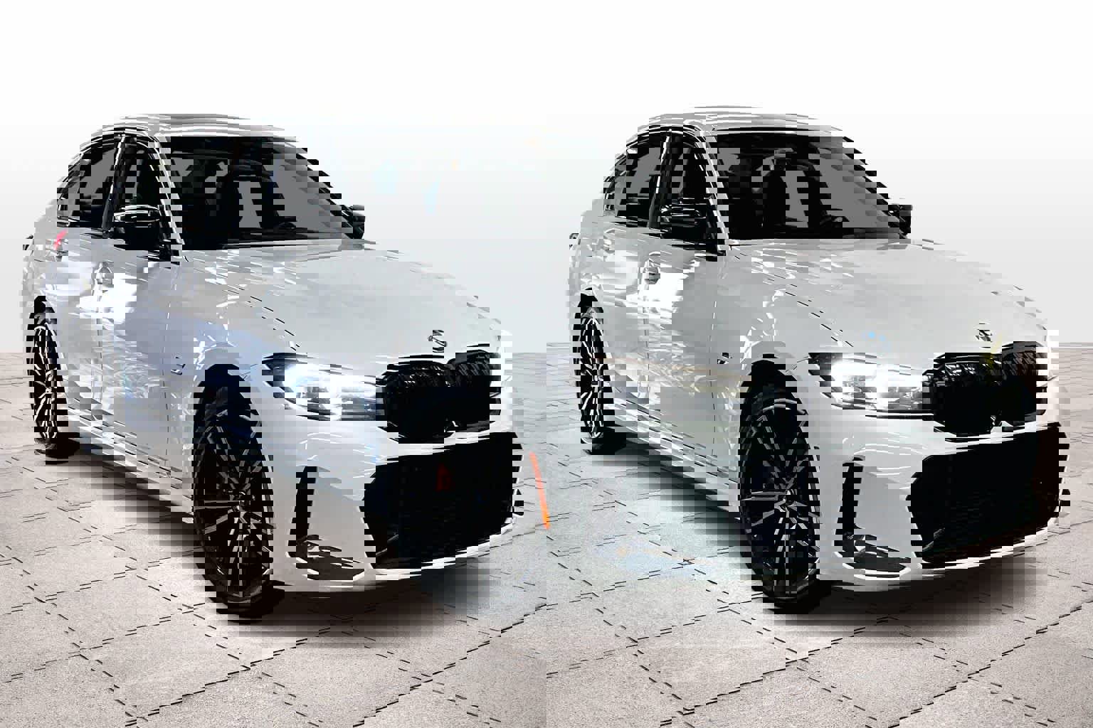 Certified 2023 BMW 330e xDrive w/ M Sport Package image 2