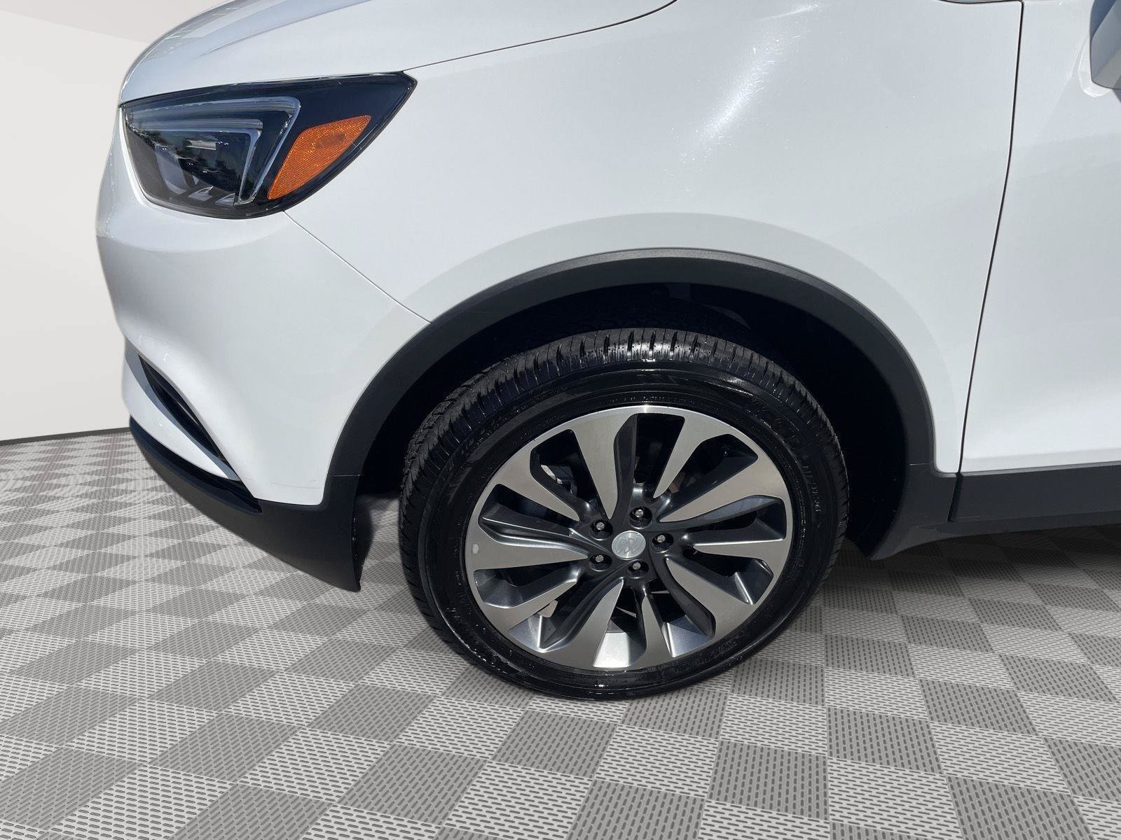 Used 2020 Buick Encore Essence AWD/4WD image 10