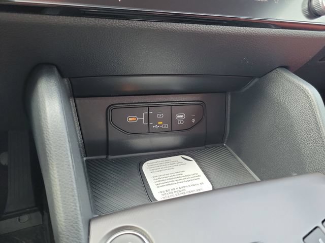 New 2026 Kia Sportage SX FWD image 24