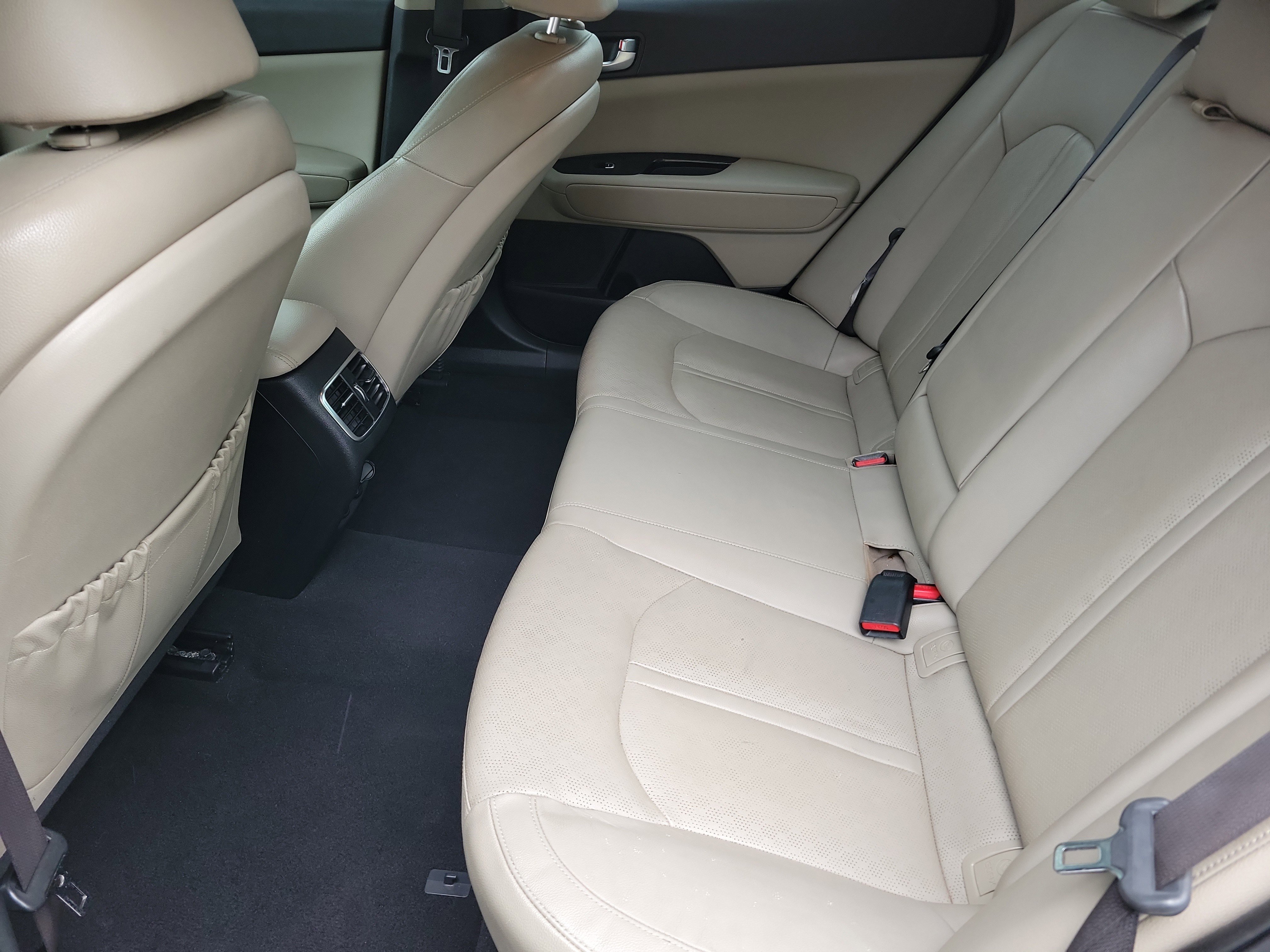 Used 2017 Kia Optima EX FWD image 6
