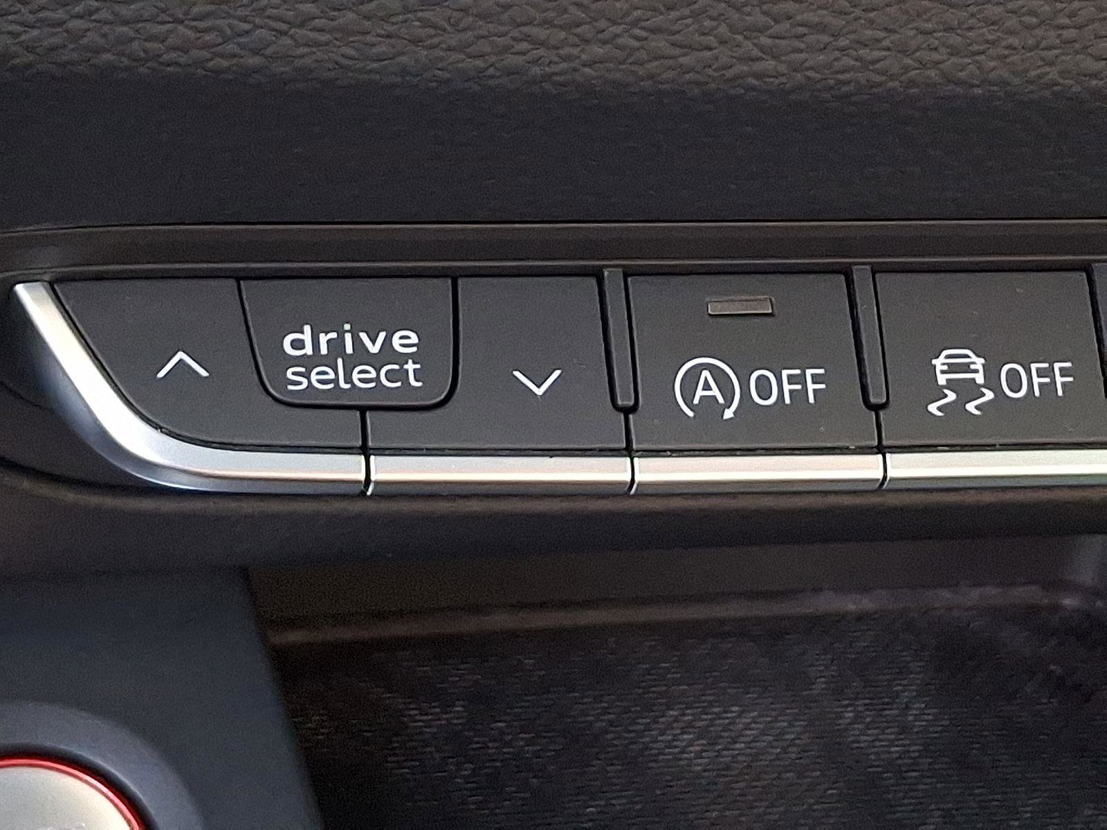 Certified 2022 Audi SQ5 Premium Plus w/ Premium Plus Package AWD/4WD image 26