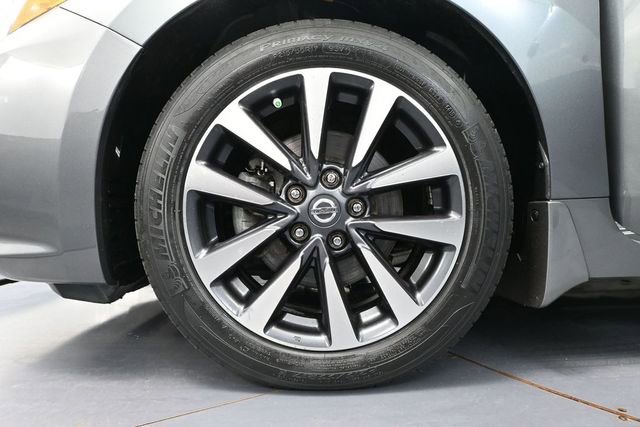 Used 2016 Nissan Altima 2.5 SL w/ Moonroof Package FWD image 15