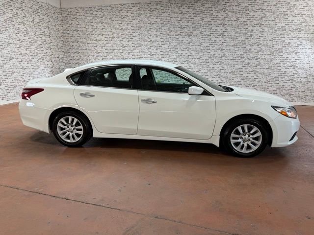 Used 2018 Nissan Altima 2.5 S w/ S Convenience Package FWD image 6
