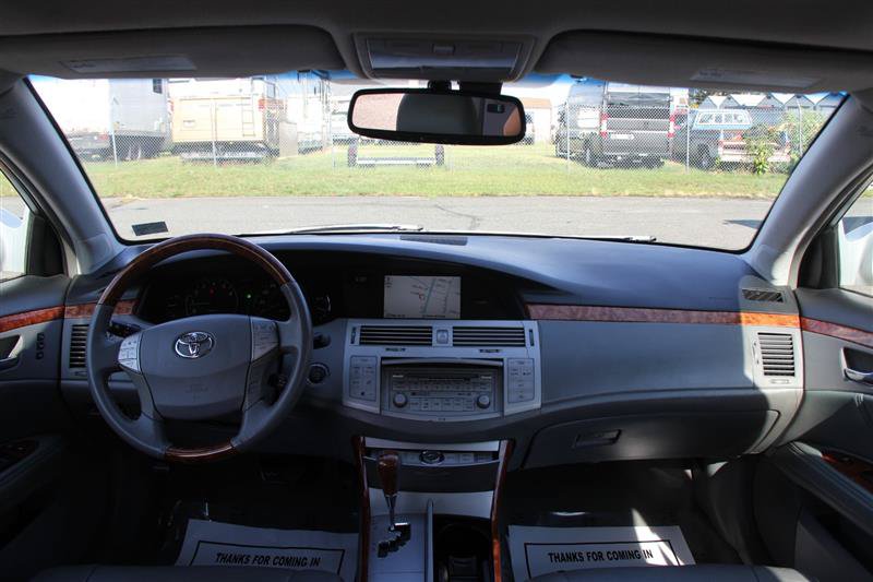 Used 2006 Toyota Avalon Limited FWD image 24